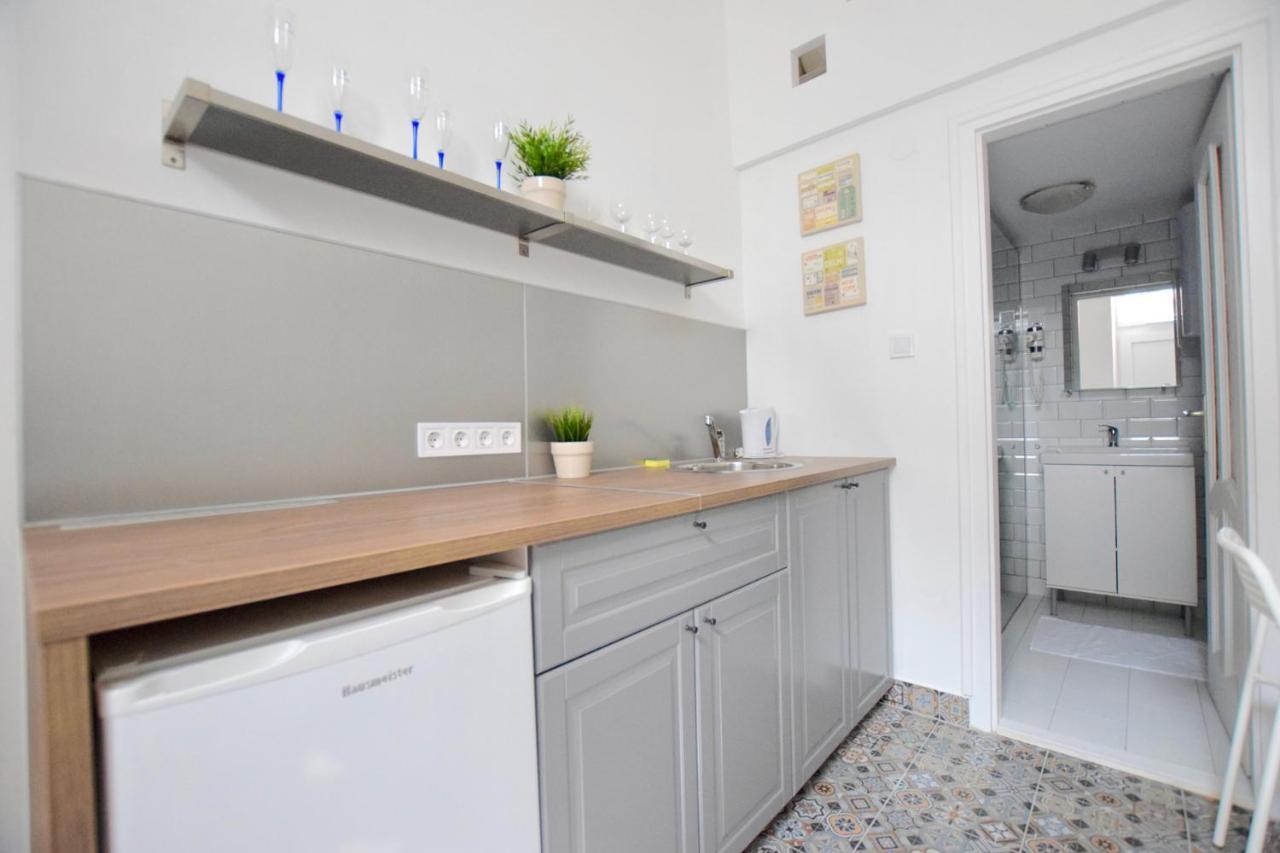 Budget Apartment By Hi5 - Kertesz Street 布达佩斯 外观 照片